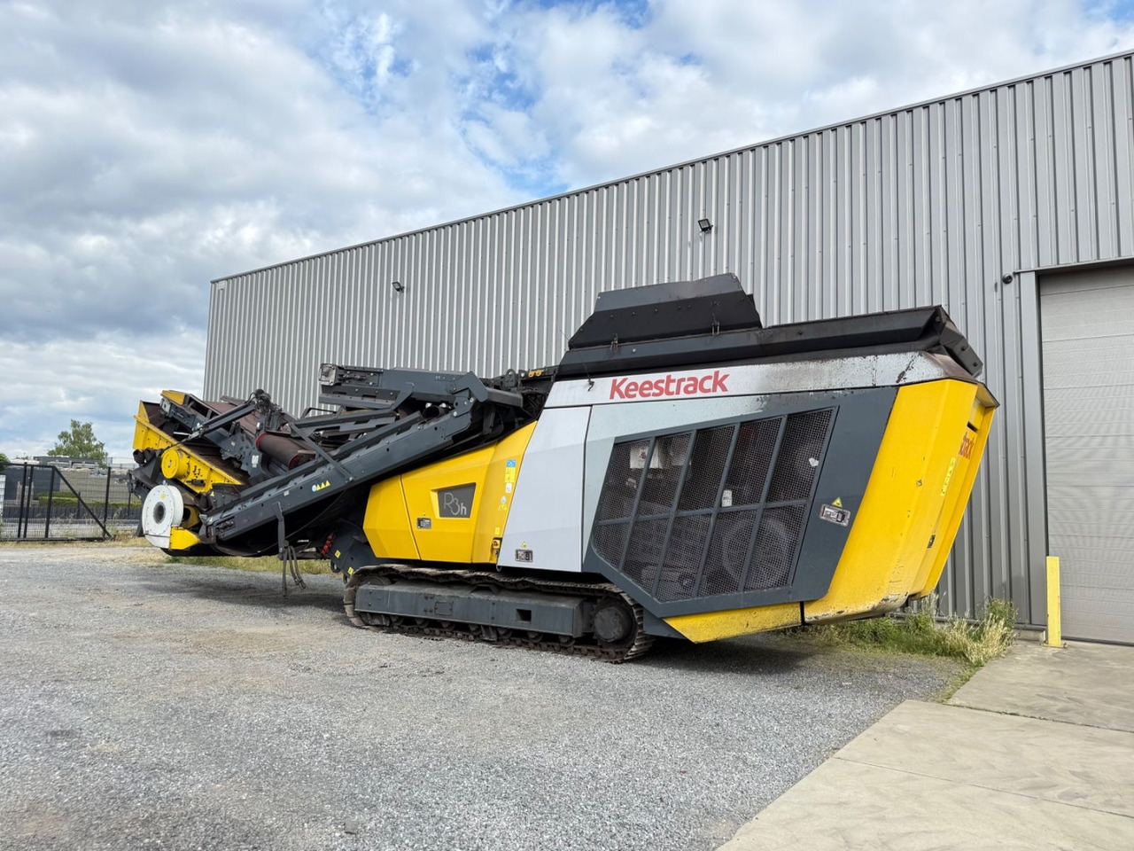 KEESTRACK R3H Mobile Brecheranlage mit Siebmodul - Mobilna drobilica: slika KEESTRACK R3H Mobile Brecheranlage mit Siebmodul - Mobilna drobilica KEESTRACK R3H Mobile Brecheranlage mit Siebmodul - Mobilna drobilica: slika KEESTRACK R3H Mobile Brecheranlage mit Siebmodul - Mobilna drobilica