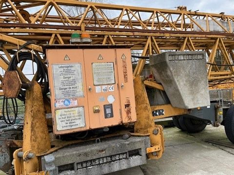 Liebherr 42 K - Toranjska dizalica: slika Liebherr 42 K - Toranjska dizalica Liebherr 42 K - Toranjska dizalica: slika Liebherr 42 K - Toranjska dizalica