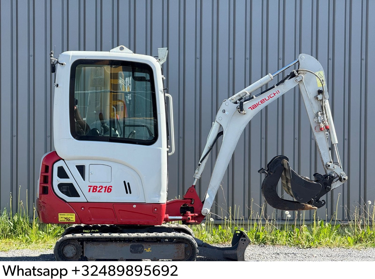 Takeuchi TB216 - Mini bager: slika Takeuchi TB216 - Mini bager Takeuchi TB216 - Mini bager: slika Takeuchi TB216 - Mini bager