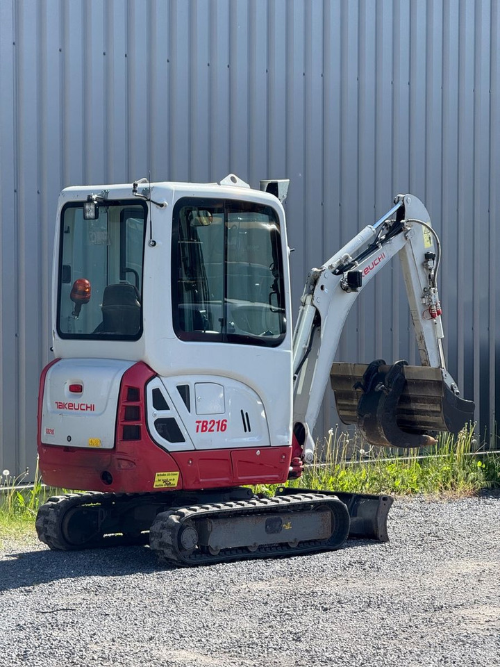 Takeuchi TB216 - Mini bager: slika Takeuchi TB216 - Mini bager Takeuchi TB216 - Mini bager: slika Takeuchi TB216 - Mini bager