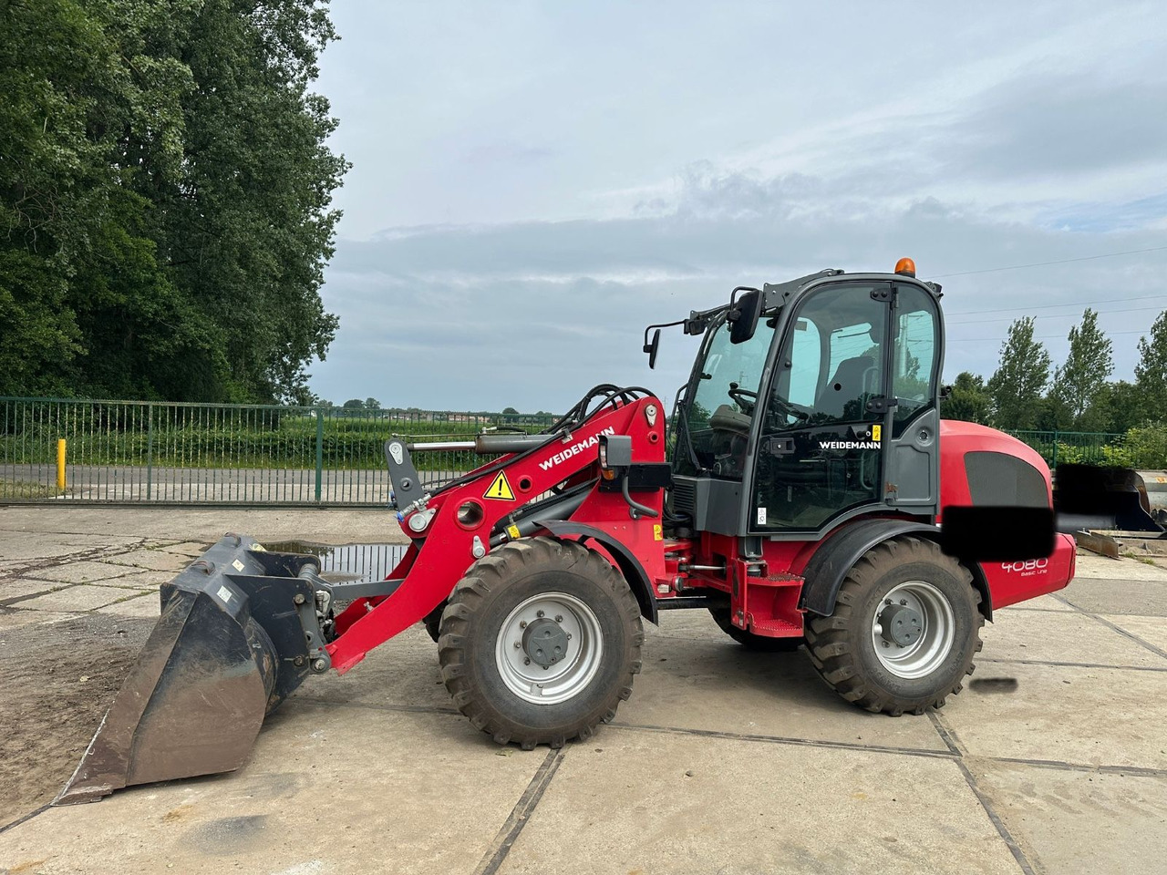 Weidemann 4080 Basic line - Utovarivač na kotačima: slika Weidemann 4080 Basic line - Utovarivač na kotačima Weidemann 4080 Basic line - Utovarivač na kotačima: slika Weidemann 4080 Basic line - Utovarivač na kotačima