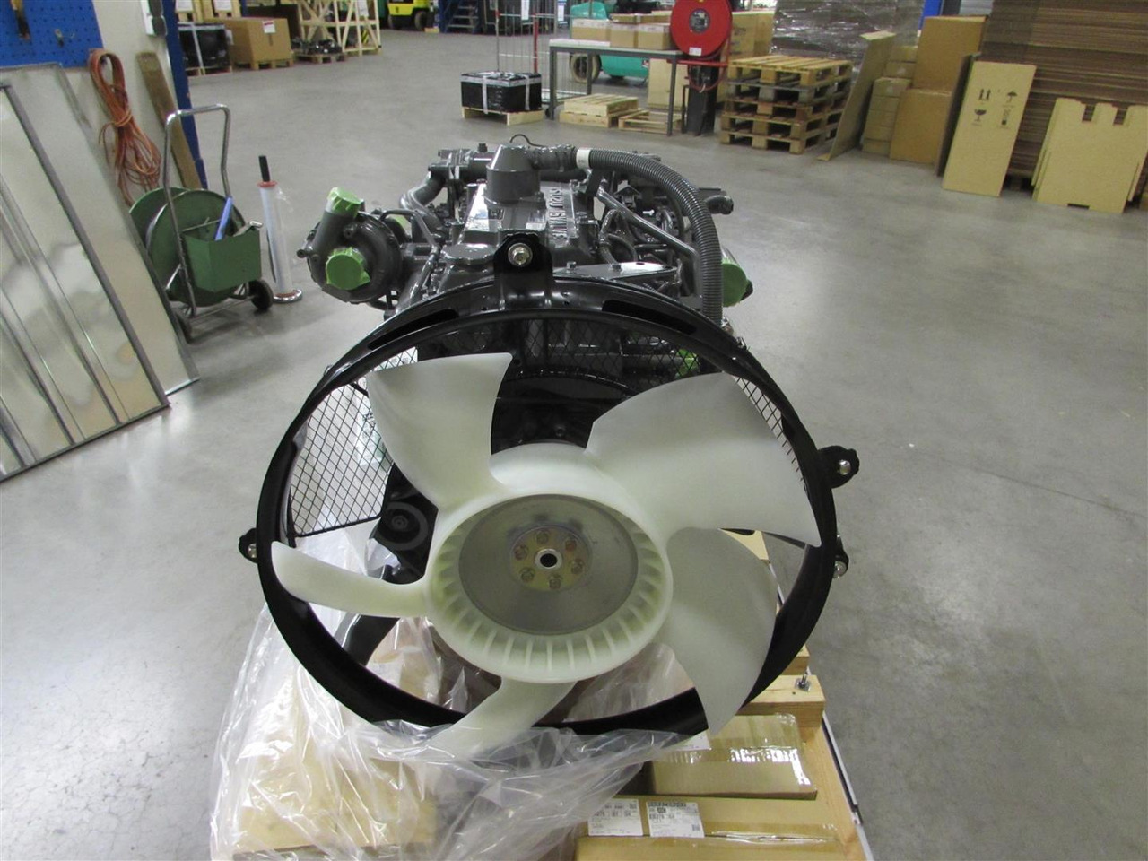 Isuzu 4HK1XYSA-01 - 02 - 04 - Motor za Bager: slika Isuzu 4HK1XYSA-01 - 02 - 04 - Motor za Bager Isuzu 4HK1XYSA-01 - 02 - 04 - Motor za Bager: slika Isuzu 4HK1XYSA-01 - 02 - 04 - Motor za Bager