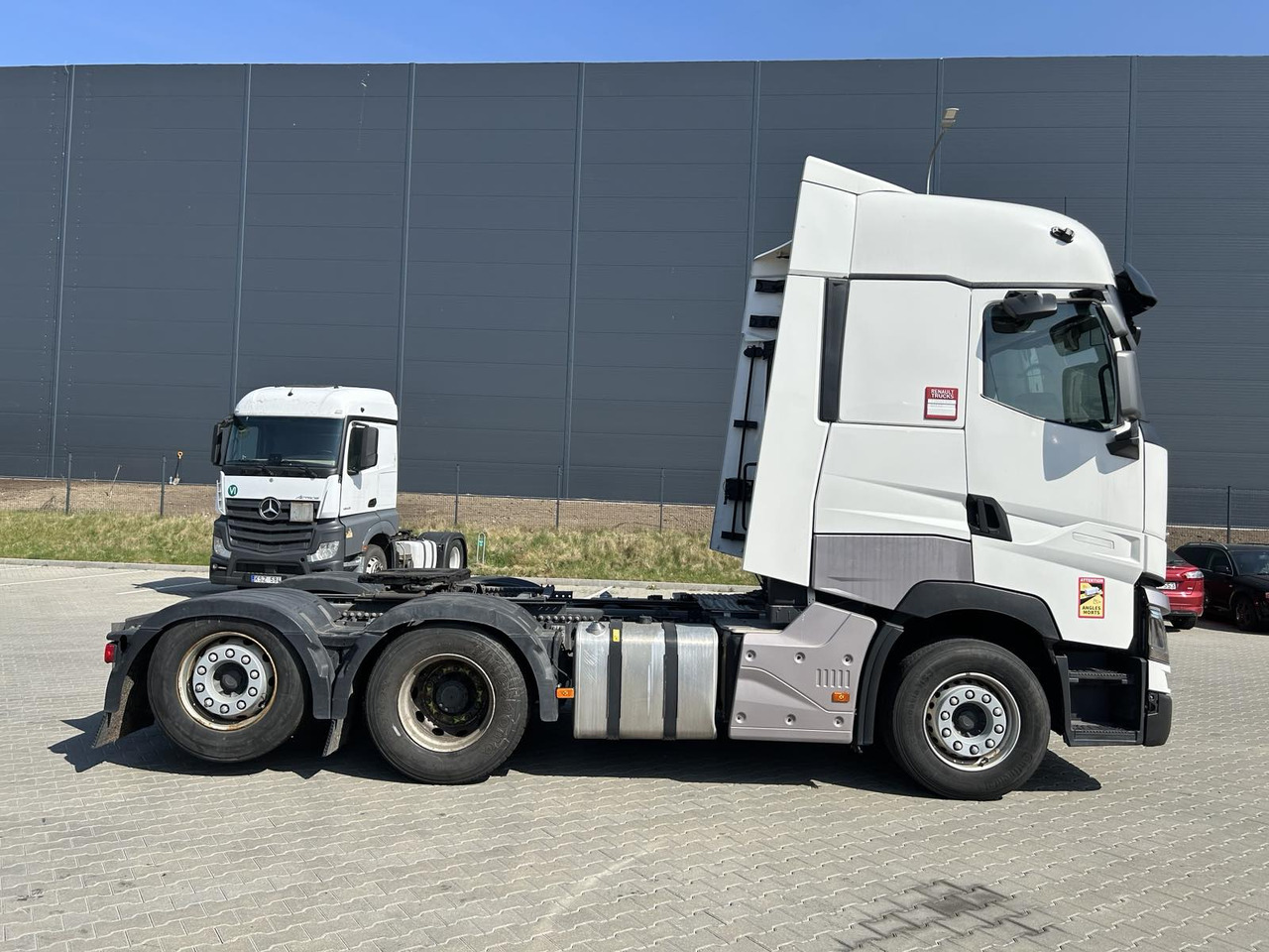 Renault T520 - Tegljač: slika Renault T520 - Tegljač Renault T520 - Tegljač: slika Renault T520 - Tegljač
