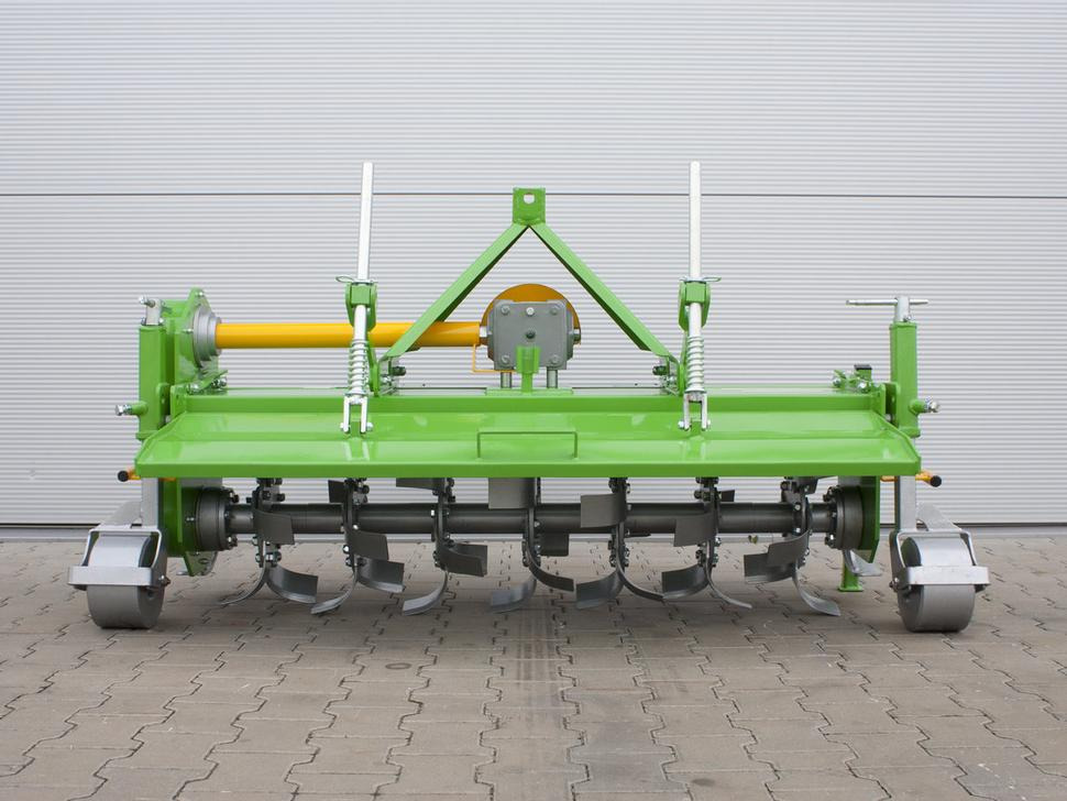 Bomet Bodenfräsen / Rotary tiller / Rotavator / Vangatrice / Rastrillo / Культиватор / Glebogryzarka 2 m - Traktorska freza: slika Bomet Bodenfräsen / Rotary tiller / Rotavator / Vangatrice / Rastrillo / Культиватор / Glebogryzarka 2 m - Traktorska freza Bomet Bodenfräsen / Rotary tiller / Rotavator / Vangatrice / Rastrillo / Культиватор / Glebogryzarka 2 m - Traktorska freza: slika Bomet Bodenfräsen / Rotary tiller / Rotavator / Vangatrice / Rastrillo / Культиватор / Glebogryzarka 2 m - Traktorska freza