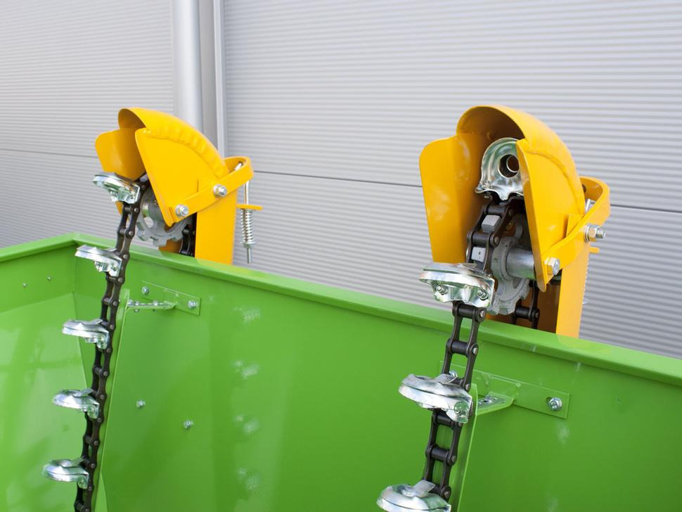Bomet Kartoffelpflanzmaschine / Potato planter / Planteuse de pomme de terre / Piantapatate / Sadzarka ziemniaków - Sadilica za krumpir: slika Bomet Kartoffelpflanzmaschine / Potato planter / Planteuse de pomme de terre / Piantapatate / Sadzarka ziemniaków - Sadilica za krumpir Bomet Kartoffelpflanzmaschine / Potato planter / Planteuse de pomme de terre / Piantapatate / Sadzarka ziemniaków - Sadilica za krumpir: slika Bomet Kartoffelpflanzmaschine / Potato planter / Planteuse de pomme de terre / Piantapatate / Sadzarka ziemniaków - Sadilica za krumpir