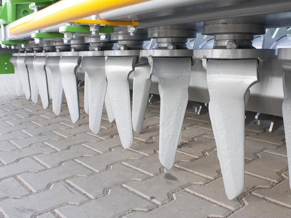 Novi Roto drljača Bomet Kreiselegge / Power harrow / Herse rotative / Erpice rotante / Grada rotativa / Brona wirnikowa 3 m: slika Novi Roto drljača Bomet Kreiselegge / Power harrow / Herse rotative / Erpice rotante / Grada rotativa / Brona wirnikowa 3 m