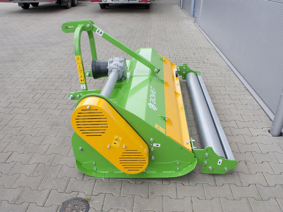 Bomet Schlegelmulcher / Flail mower / Faucheuse à fléaux / Condizionatore a flagelli / Мульчер / Kosiarka bijakowa Indus 2 m - Malčer sa čekićima: slika Bomet Schlegelmulcher / Flail mower / Faucheuse à fléaux / Condizionatore a flagelli / Мульчер / Kosiarka bijakowa Indus 2 m - Malčer sa čekićima Bomet Schlegelmulcher / Flail mower / Faucheuse à fléaux / Condizionatore a flagelli / Мульчер / Kosiarka bijakowa Indus 2 m - Malčer sa čekićima: slika Bomet Schlegelmulcher / Flail mower / Faucheuse à fléaux / Condizionatore a flagelli / Мульчер / Kosiarka bijakowa Indus 2 m - Malčer sa čekićima