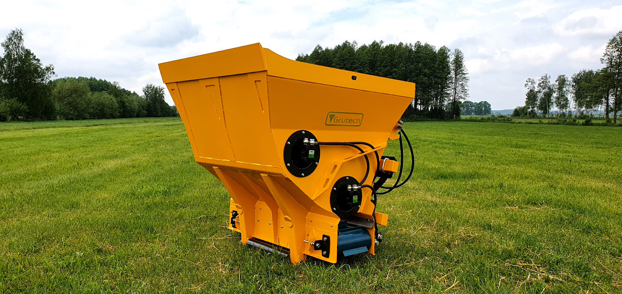 Grutech Einstreugerät / Spreader / Pailleuse / Rozściełacz - Stroj za usitnjavanje slame: slika Grutech Einstreugerät / Spreader / Pailleuse / Rozściełacz - Stroj za usitnjavanje slame Grutech Einstreugerät / Spreader / Pailleuse / Rozściełacz - Stroj za usitnjavanje slame: slika Grutech Einstreugerät / Spreader / Pailleuse / Rozściełacz - Stroj za usitnjavanje slame