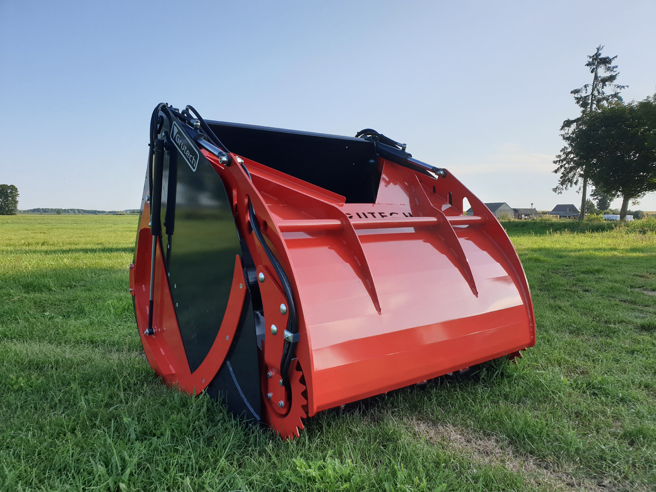 Grutech Futterverteilschaufel / Silage mixer bucket / Godet desileur / Łyżka do zadawania paszy - Oprema za silose: slika Grutech Futterverteilschaufel / Silage mixer bucket / Godet desileur / Łyżka do zadawania paszy - Oprema za silose Grutech Futterverteilschaufel / Silage mixer bucket / Godet desileur / Łyżka do zadawania paszy - Oprema za silose: slika Grutech Futterverteilschaufel / Silage mixer bucket / Godet desileur / Łyżka do zadawania paszy - Oprema za silose