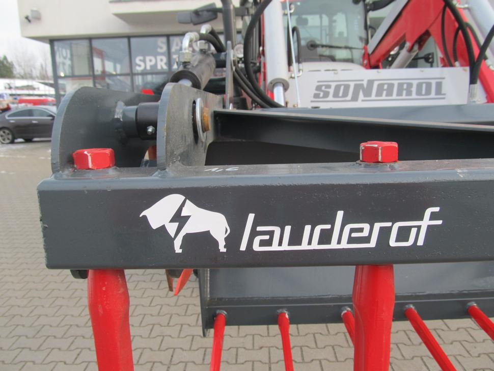 Lauderof Krokodilschaufel / Manure grab / Krokodyl / Grappin à fumier / Pinze per letame / Захват для органического удобрения / Chwytak do obornika 1,8 m - Hvataljka za Traktor: slika Lauderof Krokodilschaufel / Manure grab / Krokodyl / Grappin à fumier / Pinze per letame / Захват для органического удобрения / Chwytak do obornika 1,8 m - Hvataljka za Traktor Lauderof Krokodilschaufel / Manure grab / Krokodyl / Grappin à fumier / Pinze per letame / Захват для органического удобрения / Chwytak do obornika 1,8 m - Hvataljka za Traktor: slika Lauderof Krokodilschaufel / Manure grab / Krokodyl / Grappin à fumier / Pinze per letame / Захват для органического удобрения / Chwytak do obornika 1,8 m - Hvataljka za Traktor