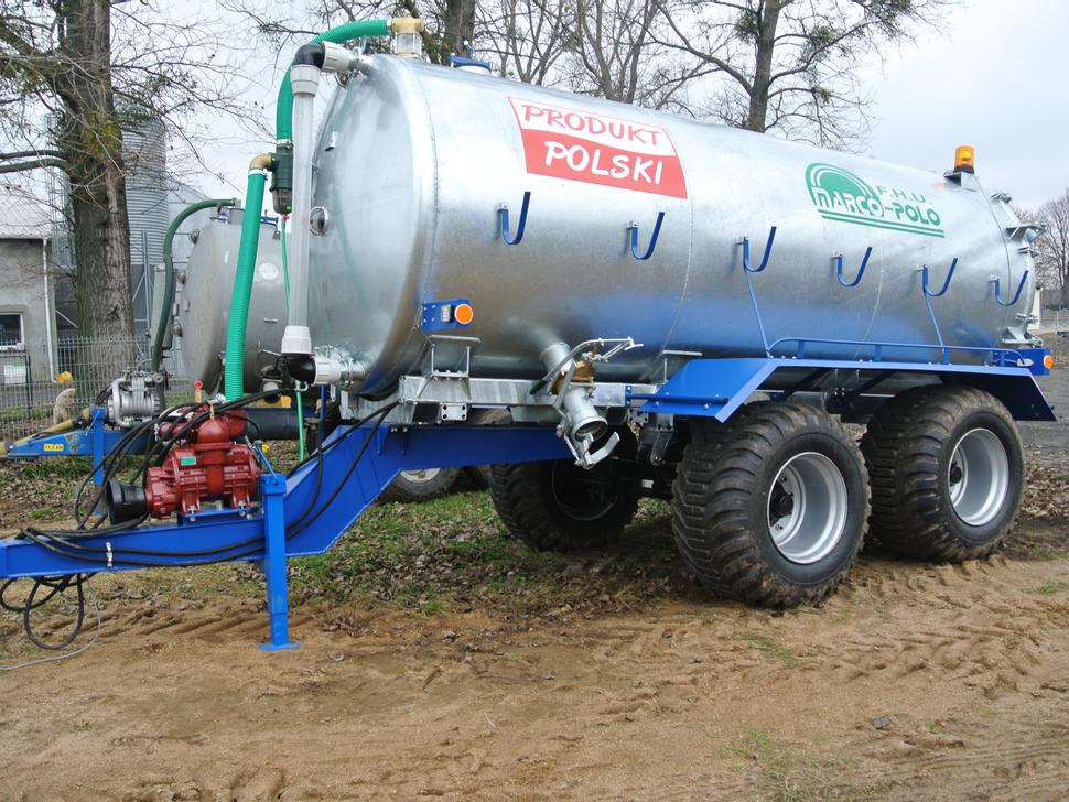 Marco-Polo Gülletankwagen / Slurry tanker / Epandeur à lisier / Cisterna per liquami / Сisterna de estiércol líquido / Цистерна для жидкого органического удобрения / Wóz asenizacyjny 12 000 - Cisterna za gnojnicu: slika Marco-Polo Gülletankwagen / Slurry tanker / Epandeur à lisier / Cisterna per liquami / Сisterna de estiércol líquido / Цистерна для жидкого органического удобрения / Wóz asenizacyjny 12 000 - Cisterna za gnojnicu Marco-Polo Gülletankwagen / Slurry tanker / Epandeur à lisier / Cisterna per liquami / Сisterna de estiércol líquido / Цистерна для жидкого органического удобрения / Wóz asenizacyjny 12 000 - Cisterna za gnojnicu: slika Marco-Polo Gülletankwagen / Slurry tanker / Epandeur à lisier / Cisterna per liquami / Сisterna de estiércol líquido / Цистерна для жидкого органического удобрения / Wóz asenizacyjny 12 000 - Cisterna za gnojnicu