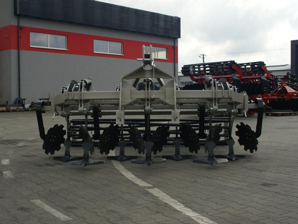 ROLEX Flügelschargrubber / Stubble cultivator / Dechaumeur à dents / Aratri stoppiatori / Стерневой культиватор / Agregat podorywkowy 3 m - Kultivator: slika ROLEX Flügelschargrubber / Stubble cultivator / Dechaumeur à dents / Aratri stoppiatori / Стерневой культиватор / Agregat podorywkowy 3 m - Kultivator ROLEX Flügelschargrubber / Stubble cultivator / Dechaumeur à dents / Aratri stoppiatori / Стерневой культиватор / Agregat podorywkowy 3 m - Kultivator: slika ROLEX Flügelschargrubber / Stubble cultivator / Dechaumeur à dents / Aratri stoppiatori / Стерневой культиватор / Agregat podorywkowy 3 m - Kultivator