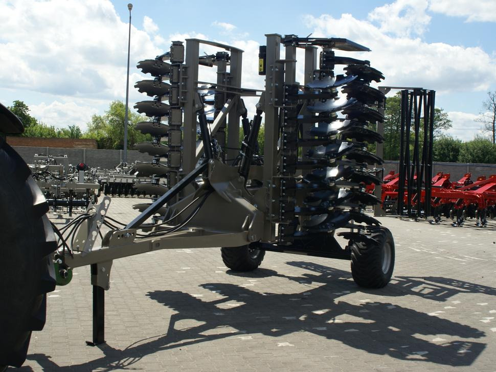 ROLEX Hydraulische Scheibenegge / Hydraulic discs harrow / Dechaumeur à disques / Erpice a dischi / Гидравлическая дисковая борона / Brona talerzowa hydraulicznie składana ciężka 4 m - Tanjurača: slika ROLEX Hydraulische Scheibenegge / Hydraulic discs harrow / Dechaumeur à disques / Erpice a dischi / Гидравлическая дисковая борона / Brona talerzowa hydraulicznie składana ciężka 4 m - Tanjurača ROLEX Hydraulische Scheibenegge / Hydraulic discs harrow / Dechaumeur à disques / Erpice a dischi / Гидравлическая дисковая борона / Brona talerzowa hydraulicznie składana ciężka 4 m - Tanjurača: slika ROLEX Hydraulische Scheibenegge / Hydraulic discs harrow / Dechaumeur à disques / Erpice a dischi / Гидравлическая дисковая борона / Brona talerzowa hydraulicznie składana ciężka 4 m - Tanjurača