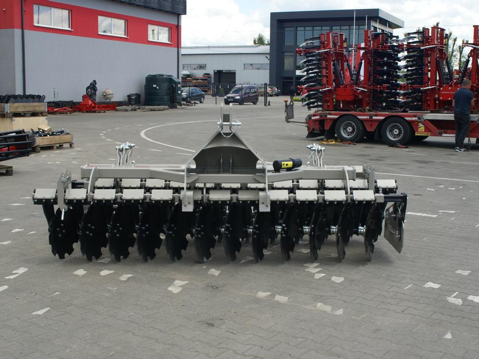 ROLEX Scheibenegge / Discs harrow / Dechaumeur à disques / Erpice a dischi / Cultivador de discos / Дисковая борона / Agregat talerzowy uprawowy 3 m - Tanjurača: slika ROLEX Scheibenegge / Discs harrow / Dechaumeur à disques / Erpice a dischi / Cultivador de discos / Дисковая борона / Agregat talerzowy uprawowy 3 m - Tanjurača ROLEX Scheibenegge / Discs harrow / Dechaumeur à disques / Erpice a dischi / Cultivador de discos / Дисковая борона / Agregat talerzowy uprawowy 3 m - Tanjurača: slika ROLEX Scheibenegge / Discs harrow / Dechaumeur à disques / Erpice a dischi / Cultivador de discos / Дисковая борона / Agregat talerzowy uprawowy 3 m - Tanjurača