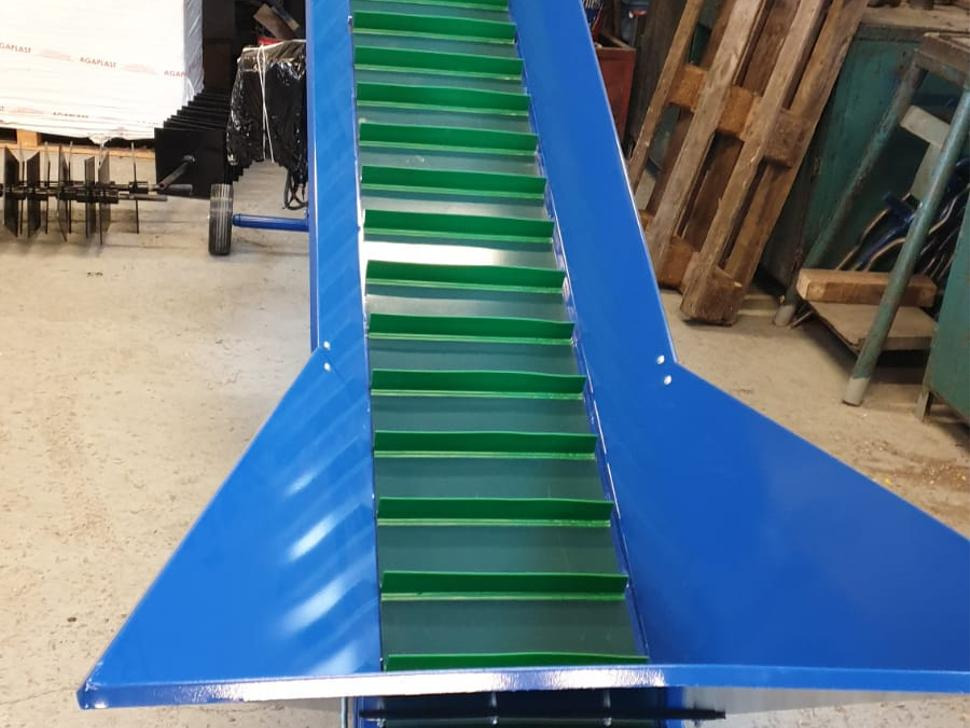 ROLMET Förderband / Belt conveyor / Convoyeur à tapis / Przenośnik taśmowy / Trasportatore a nastro / Конвейер ленточный / Przenośnik taśmowy PT - 1/3R - Transportna traka: slika ROLMET Förderband / Belt conveyor / Convoyeur à tapis / Przenośnik taśmowy / Trasportatore a nastro / Конвейер ленточный / Przenośnik taśmowy PT - 1/3R - Transportna traka ROLMET Förderband / Belt conveyor / Convoyeur à tapis / Przenośnik taśmowy / Trasportatore a nastro / Конвейер ленточный / Przenośnik taśmowy PT - 1/3R - Transportna traka: slika ROLMET Förderband / Belt conveyor / Convoyeur à tapis / Przenośnik taśmowy / Trasportatore a nastro / Конвейер ленточный / Przenośnik taśmowy PT - 1/3R - Transportna traka