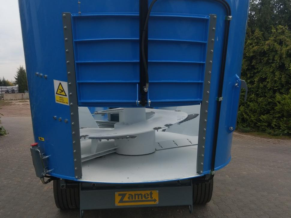 ZAMET Futtermischwagen / Feed mixer / Melangeuse / Carro miscelatore / Vagoneta de alimentación /Кормораздатчик / Wóz paszowy 16 m3 - Vagon-miješalica za krmivo: slika ZAMET Futtermischwagen / Feed mixer / Melangeuse / Carro miscelatore / Vagoneta de alimentación /Кормораздатчик / Wóz paszowy 16 m3 - Vagon-miješalica za krmivo ZAMET Futtermischwagen / Feed mixer / Melangeuse / Carro miscelatore / Vagoneta de alimentación /Кормораздатчик / Wóz paszowy 16 m3 - Vagon-miješalica za krmivo: slika ZAMET Futtermischwagen / Feed mixer / Melangeuse / Carro miscelatore / Vagoneta de alimentación /Кормораздатчик / Wóz paszowy 16 m3 - Vagon-miješalica za krmivo