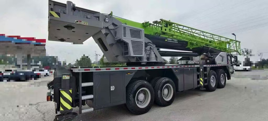 ZOOMLION 1000V5 - Autodizalica: slika ZOOMLION 1000V5 - Autodizalica ZOOMLION 1000V5 - Autodizalica: slika ZOOMLION 1000V5 - Autodizalica