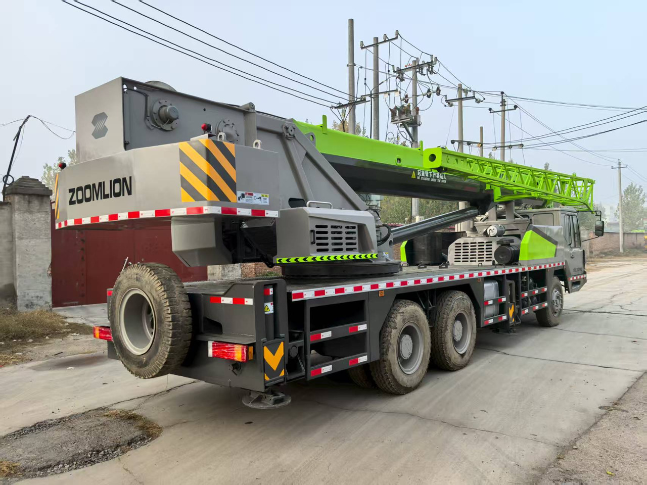 ZOOMLION ZTC250V - Autodizalica: slika ZOOMLION ZTC250V - Autodizalica ZOOMLION ZTC250V - Autodizalica: slika ZOOMLION ZTC250V - Autodizalica