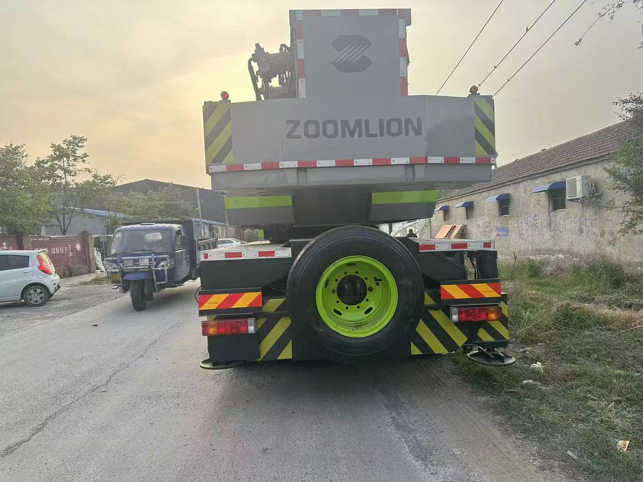 ZOOMLION ZTE700V - Autodizalica: slika ZOOMLION ZTE700V - Autodizalica ZOOMLION ZTE700V - Autodizalica: slika ZOOMLION ZTE700V - Autodizalica