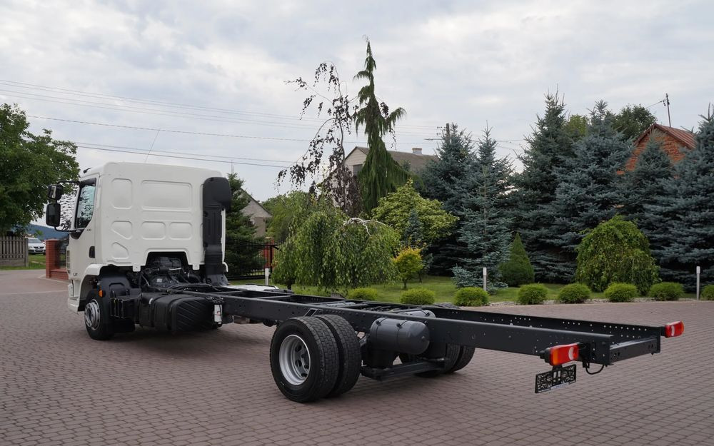 DAF LF 230 EURO 6 12 TON RAMA DO ZABUDOWY - Kamion-šasija: slika DAF LF 230 EURO 6 12 TON RAMA DO ZABUDOWY - Kamion-šasija DAF LF 230 EURO 6 12 TON RAMA DO ZABUDOWY - Kamion-šasija: slika DAF LF 230 EURO 6 12 TON RAMA DO ZABUDOWY - Kamion-šasija