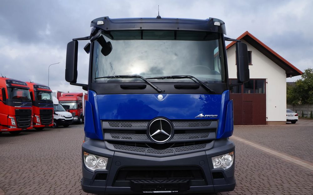 Mercedes-Benz ANTOS 1824 ACTROS EURO 6 RAMA DO ZABUDOWY ROZSTAW OSI 3.80M ANTOS 1830 1827 - Kamion-šasija: slika  Mercedes-Benz ANTOS 1824 ACTROS EURO 6 RAMA DO ZABUDOWY ROZSTAW OSI 3.80M ANTOS 1830 1827 - Kamion-šasija Mercedes-Benz ANTOS 1824 ACTROS EURO 6 RAMA DO ZABUDOWY ROZSTAW OSI 3.80M ANTOS 1830 1827 - Kamion-šasija: slika  Mercedes-Benz ANTOS 1824 ACTROS EURO 6 RAMA DO ZABUDOWY ROZSTAW OSI 3.80M ANTOS 1830 1827 - Kamion-šasija