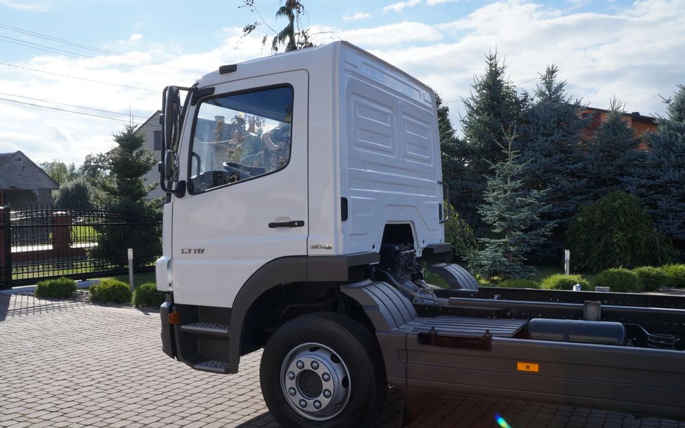 Mercedes-Benz ATEGO 1318 EURO 5 RAMA DO ZABUDOWY MANUAL 1322 - Kamion-šasija: slika Mercedes-Benz ATEGO 1318 EURO 5 RAMA DO ZABUDOWY MANUAL 1322 - Kamion-šasija Mercedes-Benz ATEGO 1318 EURO 5 RAMA DO ZABUDOWY MANUAL 1322 - Kamion-šasija: slika Mercedes-Benz ATEGO 1318 EURO 5 RAMA DO ZABUDOWY MANUAL 1322 - Kamion-šasija