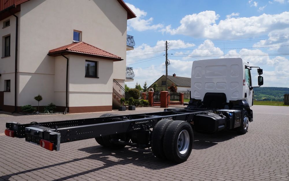 Renault RENAULT GAMA D 16.210 EURO 6 RAMA DO ZABUDOWY 16.000 KG VOLVO FL - Kamion-šasija: slika Renault RENAULT GAMA D 16.210 EURO 6 RAMA DO ZABUDOWY 16.000 KG VOLVO FL - Kamion-šasija Renault RENAULT GAMA D 16.210 EURO 6 RAMA DO ZABUDOWY 16.000 KG VOLVO FL - Kamion-šasija: slika Renault RENAULT GAMA D 16.210 EURO 6 RAMA DO ZABUDOWY 16.000 KG VOLVO FL - Kamion-šasija