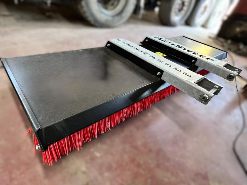 ACTISWEEP VO 2400 Méga balai pousseur pour fourches - Metla: slika ACTISWEEP VO 2400 Méga balai pousseur pour fourches - Metla ACTISWEEP VO 2400 Méga balai pousseur pour fourches - Metla: slika ACTISWEEP VO 2400 Méga balai pousseur pour fourches - Metla