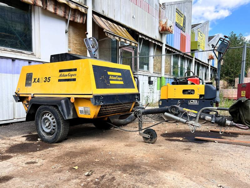 Atlas copco XAS 35 COMPRESSEUR 9BAR SUR REMORQUE (NET DE TVA) - Zračni kompresor: slika Atlas copco XAS 35 COMPRESSEUR 9BAR SUR REMORQUE (NET DE TVA) - Zračni kompresor Atlas copco XAS 35 COMPRESSEUR 9BAR SUR REMORQUE (NET DE TVA) - Zračni kompresor: slika Atlas copco XAS 35 COMPRESSEUR 9BAR SUR REMORQUE (NET DE TVA) - Zračni kompresor