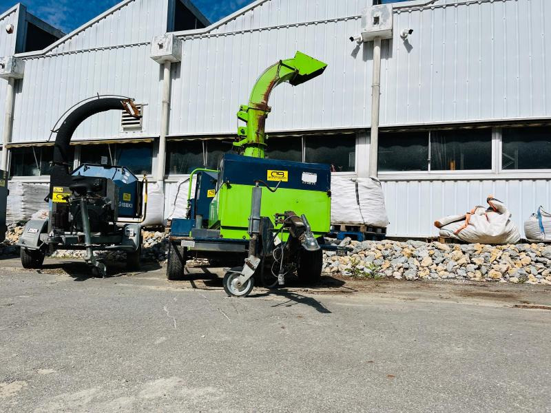 BUGNOT THIERION BV7 Broyeur de branche - Drobilica za drvo: slika BUGNOT THIERION BV7 Broyeur de branche - Drobilica za drvo BUGNOT THIERION BV7 Broyeur de branche - Drobilica za drvo: slika BUGNOT THIERION BV7 Broyeur de branche - Drobilica za drvo