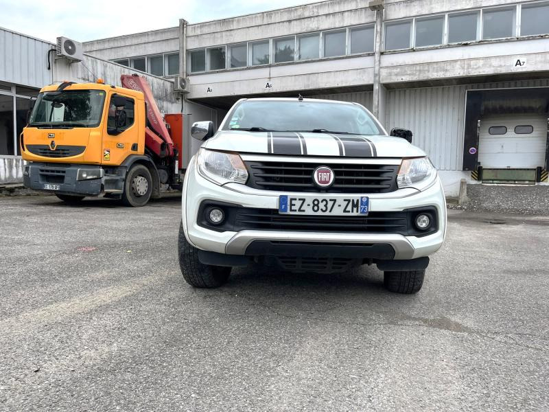 FIAT Véhicule utilitaire Pickup FULLBACK 4X4 - Pick-up: slika FIAT Véhicule utilitaire Pickup FULLBACK 4X4 - Pick-up FIAT Véhicule utilitaire Pickup FULLBACK 4X4 - Pick-up: slika FIAT Véhicule utilitaire Pickup FULLBACK 4X4 - Pick-up