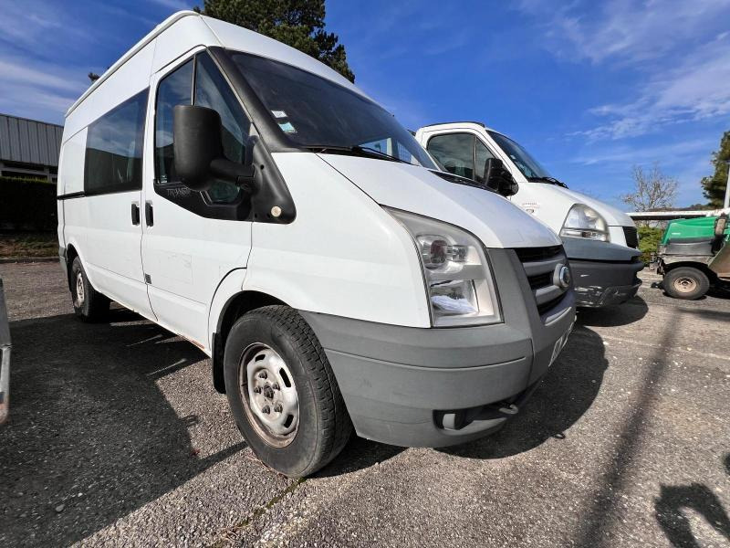 Ford Transit 2,2L TDCI 140cv Moteur HS - Mali kombi: slika Ford Transit 2,2L TDCI 140cv Moteur HS - Mali kombi Ford Transit 2,2L TDCI 140cv Moteur HS - Mali kombi: slika Ford Transit 2,2L TDCI 140cv Moteur HS - Mali kombi