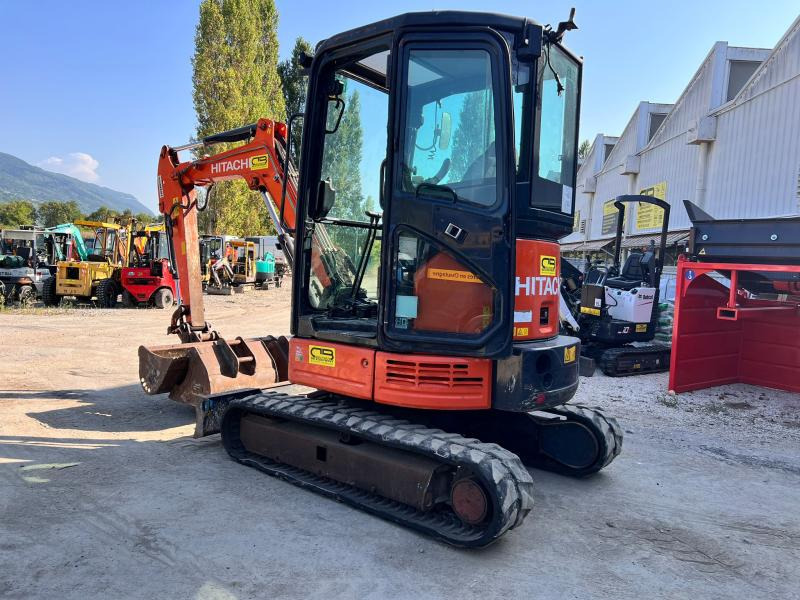 Hitachi ZX26U-5A MINI PELLE 2,7T - Mini bager: slika Hitachi ZX26U-5A MINI PELLE 2,7T - Mini bager Hitachi ZX26U-5A MINI PELLE 2,7T - Mini bager: slika Hitachi ZX26U-5A MINI PELLE 2,7T - Mini bager