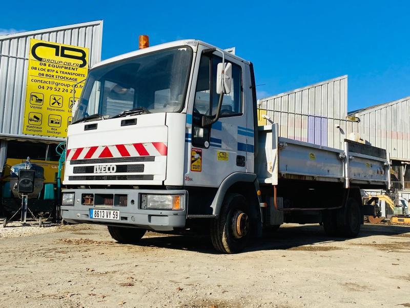 Iveco 75E14 (NET DE TVA) CAMION BENNE 7,5T - Kiper: slika Iveco 75E14 (NET DE TVA) CAMION BENNE 7,5T - Kiper Iveco 75E14 (NET DE TVA) CAMION BENNE 7,5T - Kiper: slika Iveco 75E14 (NET DE TVA) CAMION BENNE 7,5T - Kiper