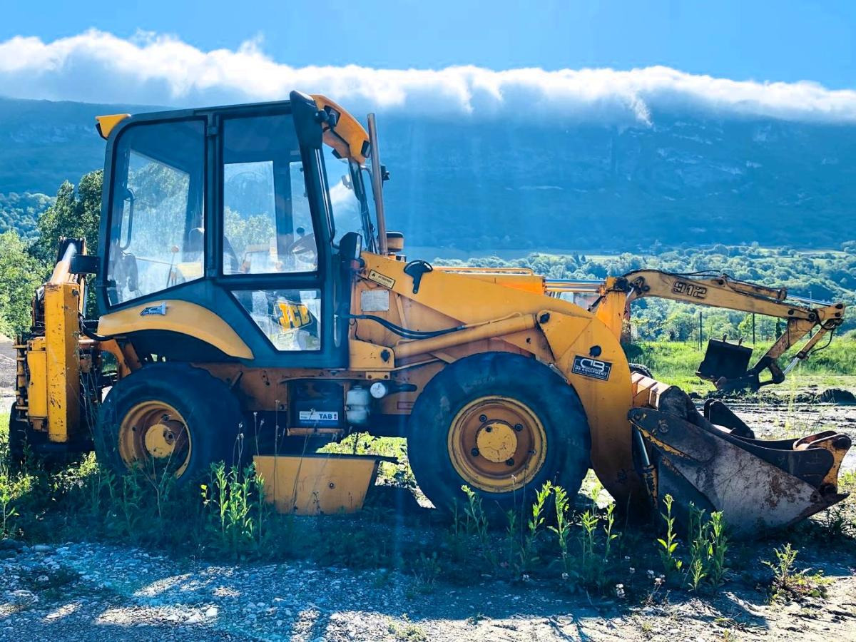 Jcb 2 CX TRACTOPELLE 5,2T (NET DE TVA) - Rovokopač-utovarivač: slika Jcb 2 CX TRACTOPELLE 5,2T (NET DE TVA) - Rovokopač-utovarivač Jcb 2 CX TRACTOPELLE 5,2T (NET DE TVA) - Rovokopač-utovarivač: slika Jcb 2 CX TRACTOPELLE 5,2T (NET DE TVA) - Rovokopač-utovarivač