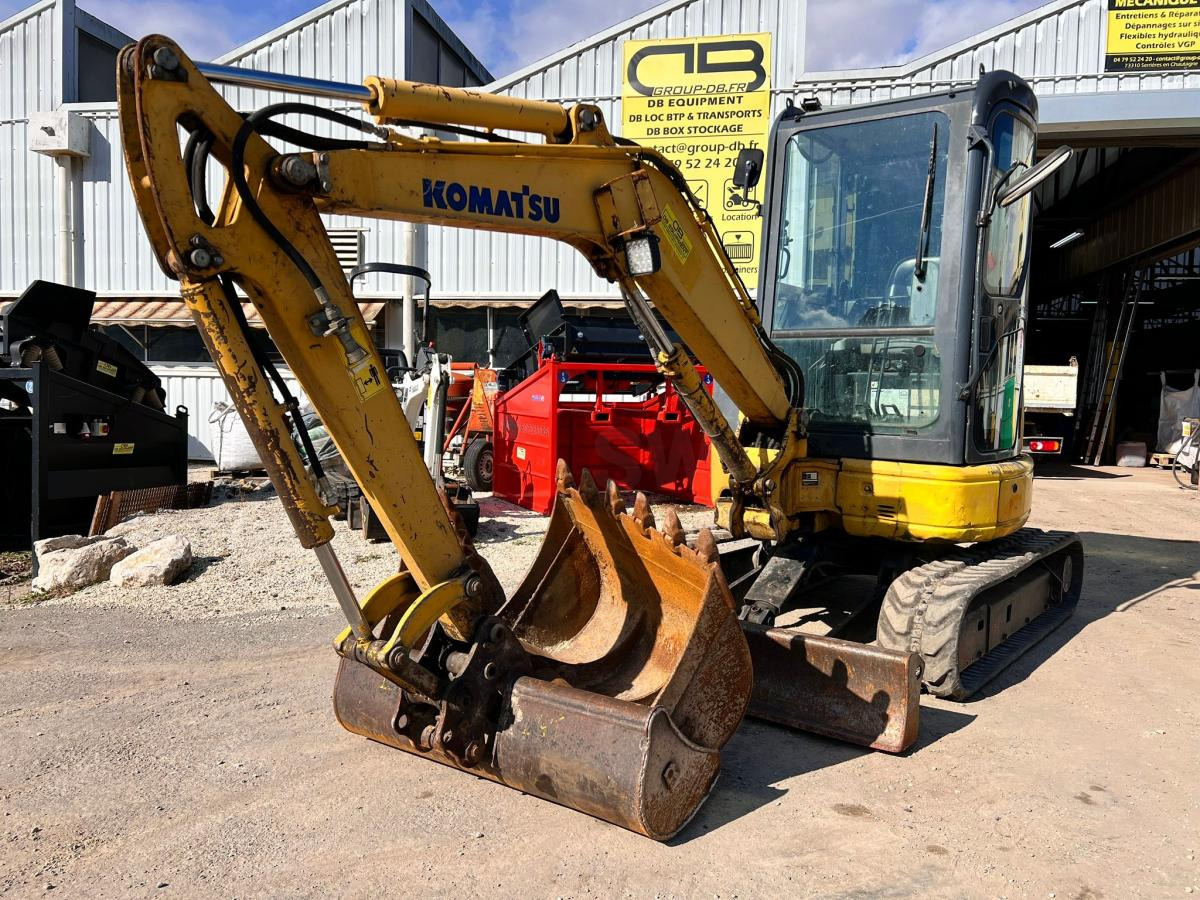 Komatsu PC 30 MR 2 Mini pelle 3,2T - Mini bager: slika Komatsu PC 30 MR 2 Mini pelle 3,2T - Mini bager Komatsu PC 30 MR 2 Mini pelle 3,2T - Mini bager: slika Komatsu PC 30 MR 2 Mini pelle 3,2T - Mini bager