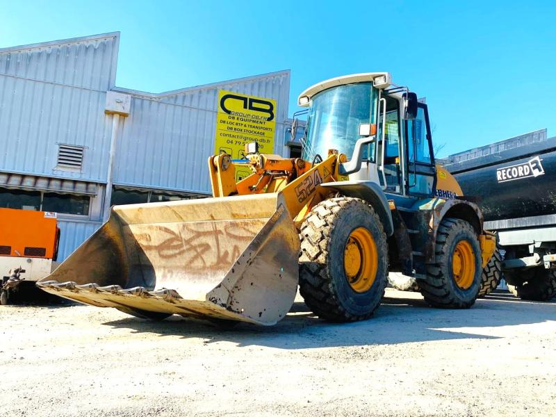 LIEBHERR Chargeuse L524 10T - Utovarivač na kotačima: slika LIEBHERR Chargeuse L524 10T - Utovarivač na kotačima LIEBHERR Chargeuse L524 10T - Utovarivač na kotačima: slika LIEBHERR Chargeuse L524 10T - Utovarivač na kotačima