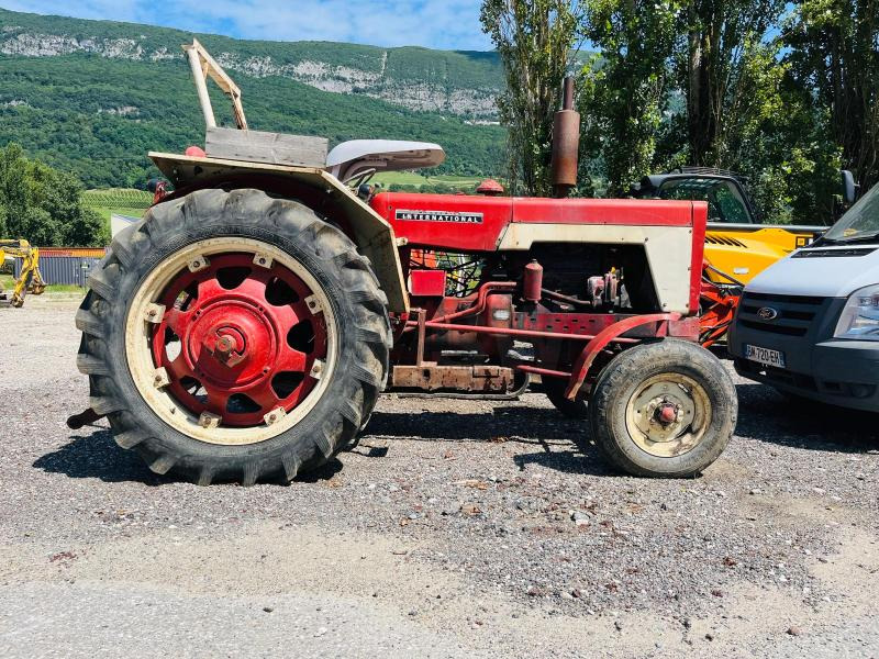 MAC CORMICK Tracteur agricole Rouge 634 - Traktor: slika MAC CORMICK Tracteur agricole Rouge 634 - Traktor MAC CORMICK Tracteur agricole Rouge 634 - Traktor: slika MAC CORMICK Tracteur agricole Rouge 634 - Traktor
