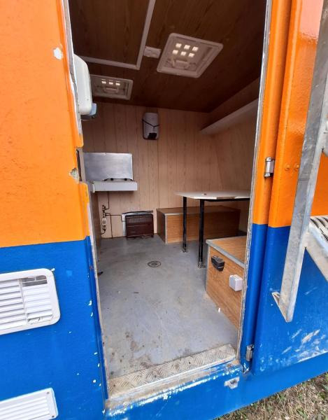 REMORQUE BASE VIE CABANE DE CHANTIER - Građevinski kontejner: slika REMORQUE BASE VIE CABANE DE CHANTIER - Građevinski kontejner REMORQUE BASE VIE CABANE DE CHANTIER - Građevinski kontejner: slika REMORQUE BASE VIE CABANE DE CHANTIER - Građevinski kontejner