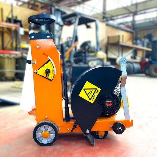 Spatmat Scie à sol SPATMAT TF450 - Građevinska oprema: slika Spatmat Scie à sol SPATMAT TF450 - Građevinska oprema Spatmat Scie à sol SPATMAT TF450 - Građevinska oprema: slika Spatmat Scie à sol SPATMAT TF450 - Građevinska oprema