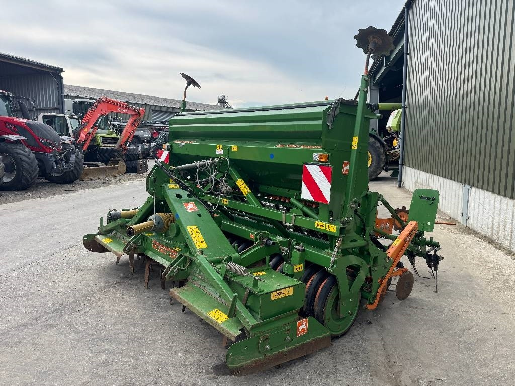 Amazone KE303-170 c/w AD303 Super Box Drill - Kombajn i sijačica: slika Amazone KE303-170 c/w AD303 Super Box Drill - Kombajn i sijačica Amazone KE303-170 c/w AD303 Super Box Drill - Kombajn i sijačica: slika Amazone KE303-170 c/w AD303 Super Box Drill - Kombajn i sijačica