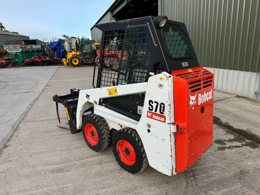 Bobcat S 70 Skid Steer - Mini utovarivač: slika Bobcat S 70 Skid Steer - Mini utovarivač Bobcat S 70 Skid Steer - Mini utovarivač: slika Bobcat S 70 Skid Steer - Mini utovarivač