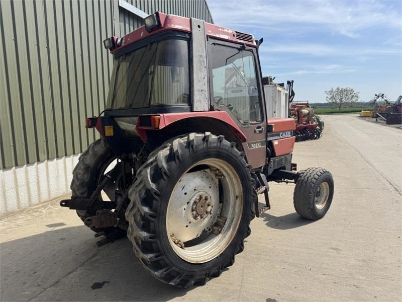 Case Case International 785XL - Traktor: slika Case Case International 785XL - Traktor Case Case International 785XL - Traktor: slika Case Case International 785XL - Traktor