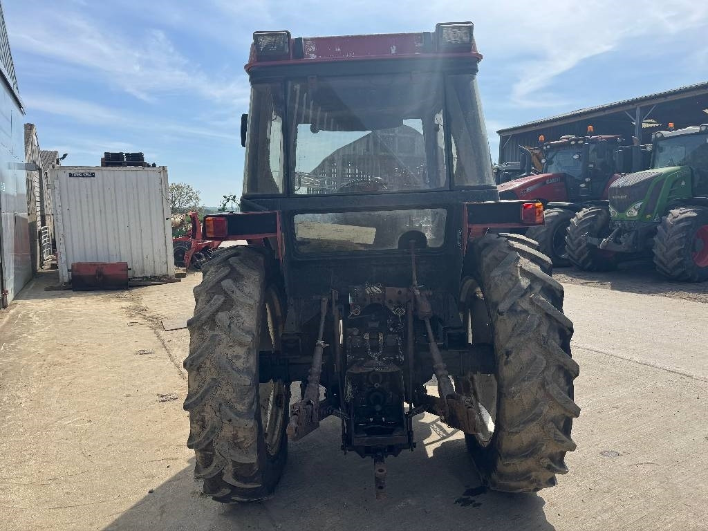 Case IH International 785XL - Traktor: slika Case IH International 785XL - Traktor Case IH International 785XL - Traktor: slika Case IH International 785XL - Traktor