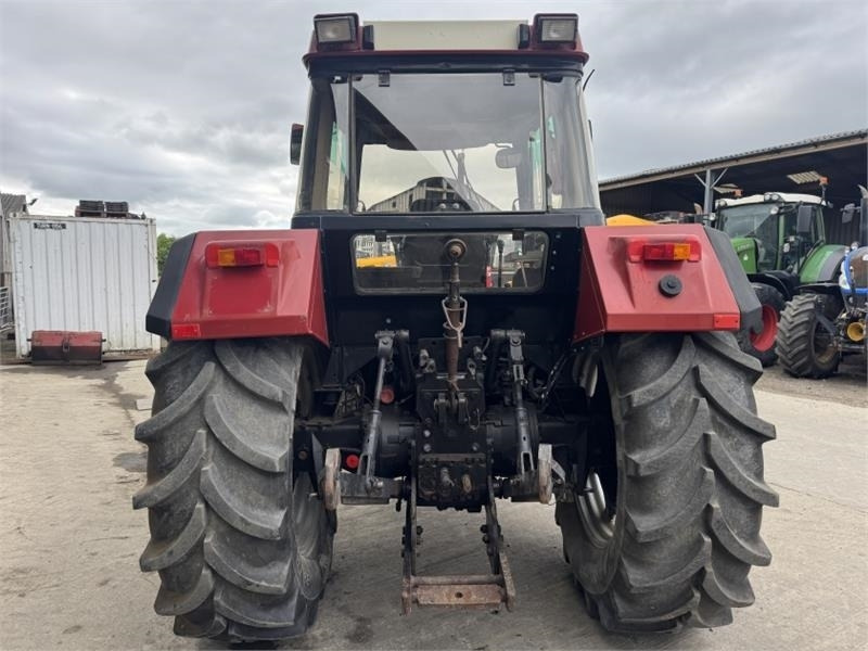 Case IH International Case International 1056XL 2WD - Traktor: slika Case IH International Case International 1056XL 2WD - Traktor Case IH International Case International 1056XL 2WD - Traktor: slika Case IH International Case International 1056XL 2WD - Traktor