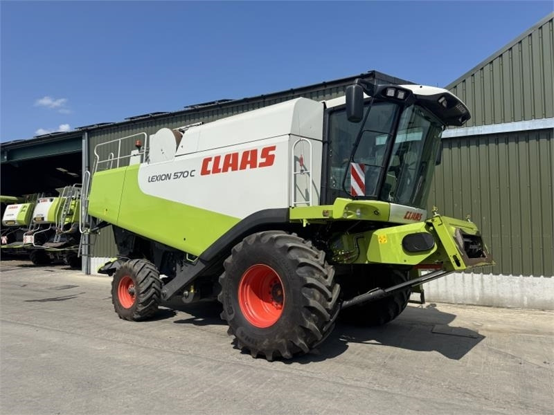 Claas Lexion 570c c/w V750 Header **F - Priključak za kombajn: slika Claas Lexion 570c c/w V750 Header **F - Priključak za kombajn Claas Lexion 570c c/w V750 Header **F - Priključak za kombajn: slika Claas Lexion 570c c/w V750 Header **F - Priključak za kombajn