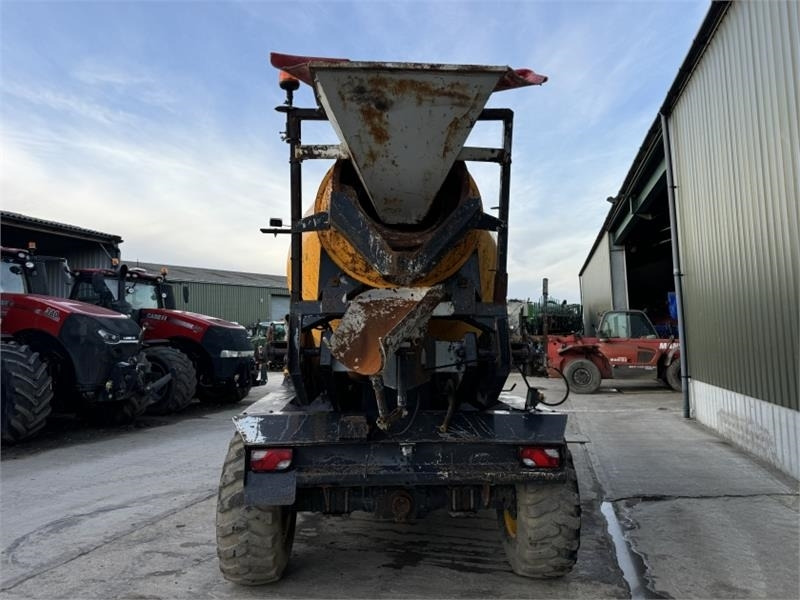 Dieci LH 683 Concrete Mixer - Zglobni istovarivač: slika Dieci LH 683 Concrete Mixer - Zglobni istovarivač Dieci LH 683 Concrete Mixer - Zglobni istovarivač: slika Dieci LH 683 Concrete Mixer - Zglobni istovarivač