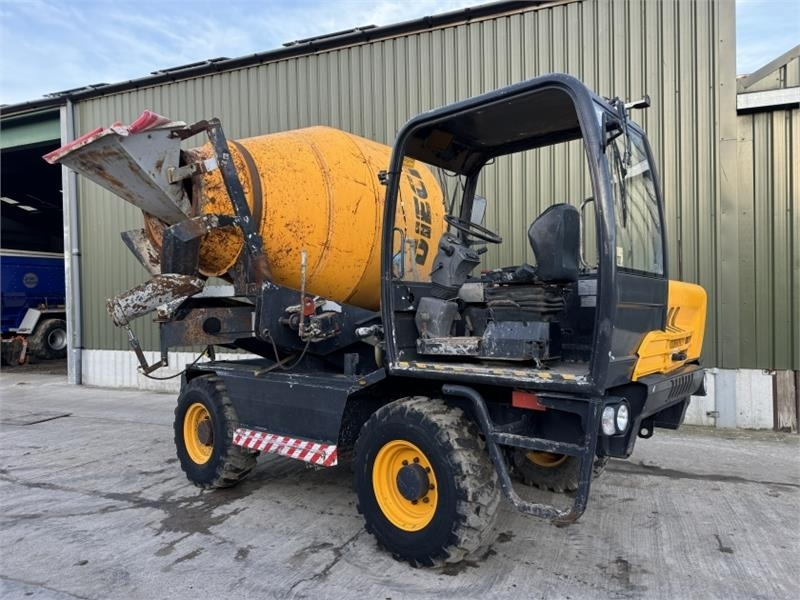 Dieci LH 683 Concrete Mixer - Zglobni istovarivač: slika Dieci LH 683 Concrete Mixer - Zglobni istovarivač Dieci LH 683 Concrete Mixer - Zglobni istovarivač: slika Dieci LH 683 Concrete Mixer - Zglobni istovarivač
