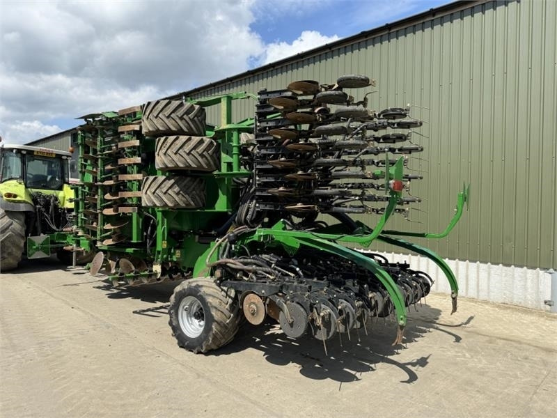 Great Plains Great Plains Centurion 600 Seed Drill - Kombajn i sijačica: slika Great Plains Great Plains Centurion 600 Seed Drill - Kombajn i sijačica Great Plains Great Plains Centurion 600 Seed Drill - Kombajn i sijačica: slika Great Plains Great Plains Centurion 600 Seed Drill - Kombajn i sijačica