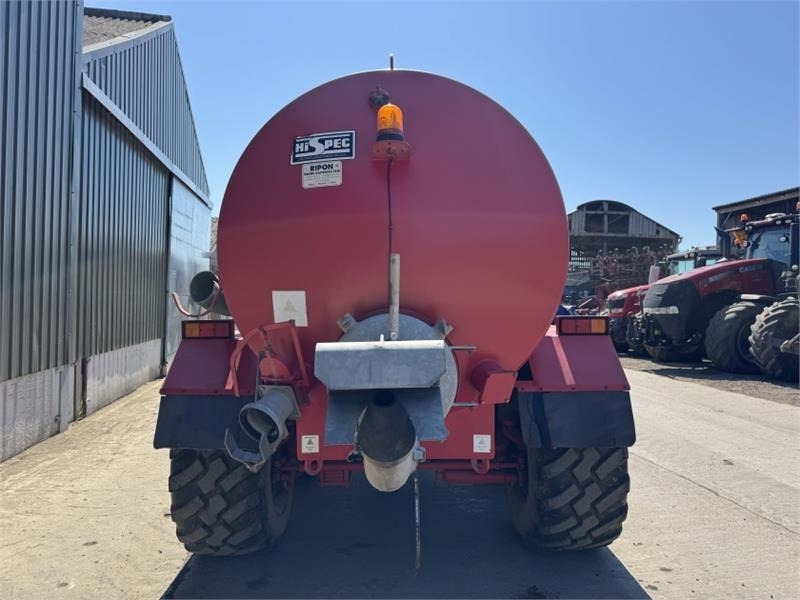 Hi-Spec 2500 Slurry Tanker - Cisterna za gnojnicu: slika Hi-Spec 2500 Slurry Tanker - Cisterna za gnojnicu Hi-Spec 2500 Slurry Tanker - Cisterna za gnojnicu: slika Hi-Spec 2500 Slurry Tanker - Cisterna za gnojnicu